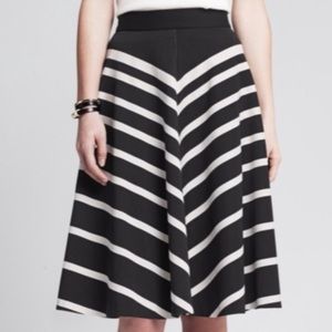 NWT Banana Republic Sloan Pencil Skirt Size 0